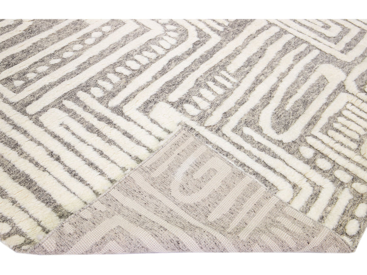 Modern Abstract Moroccan Wool Rug 10 X 14