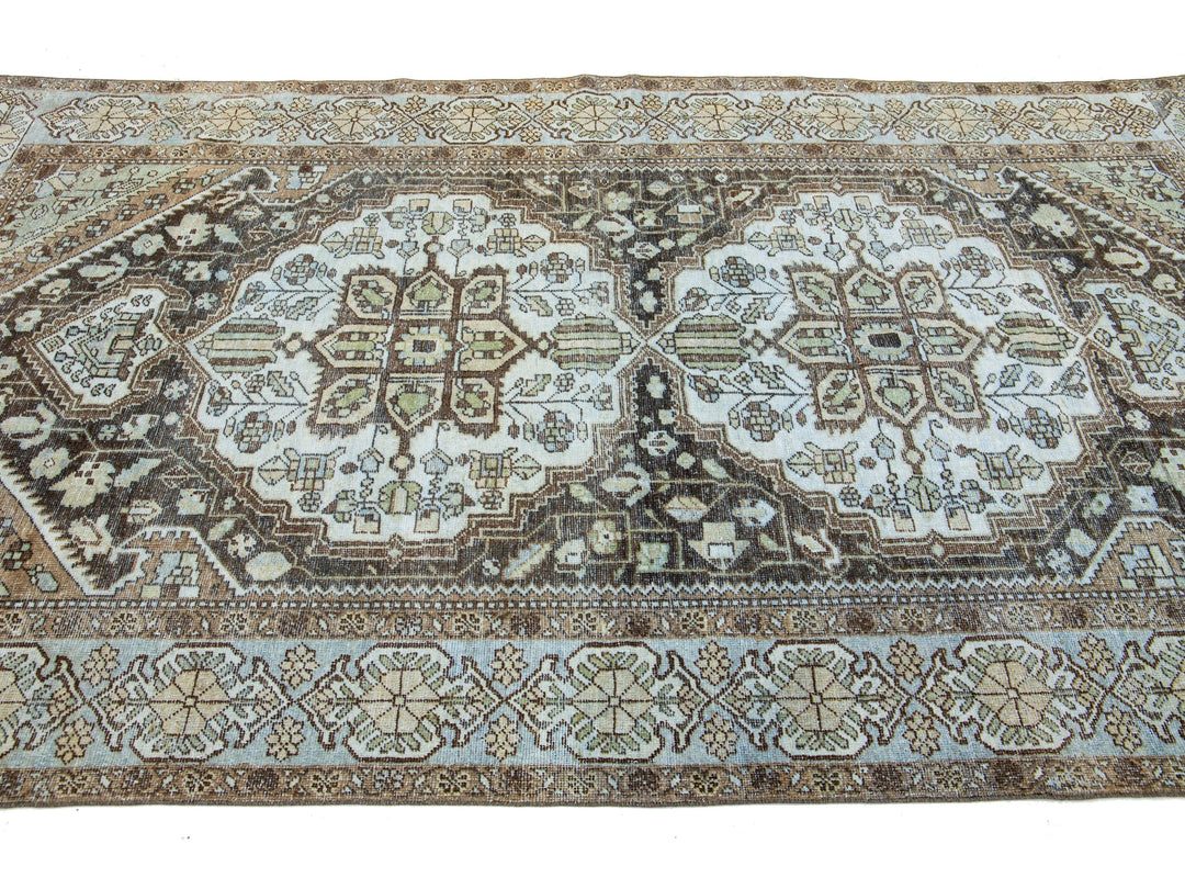 Antique Mahal Wool Rug 6 X 10
