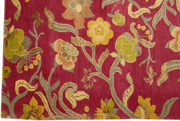 Modern Nepalese Wool and Silk Rug 6 X 9