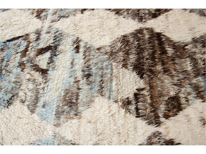 Modern Moroccan Style Oversize Wool Rug 11 X 16