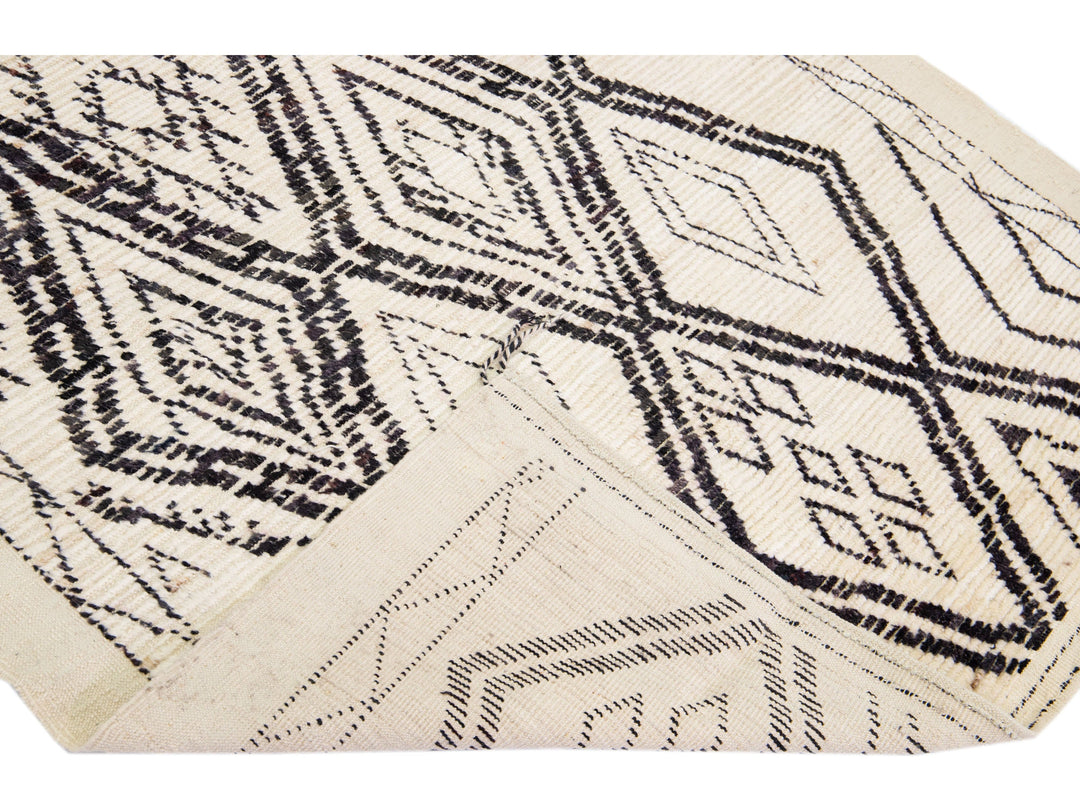 Modern Moroccan Wool Rug 5 X 7