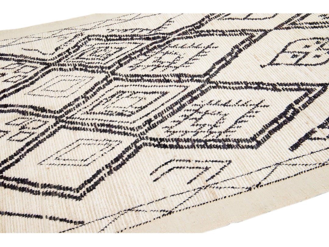 Modern Moroccan Wool Rug 5 X 7