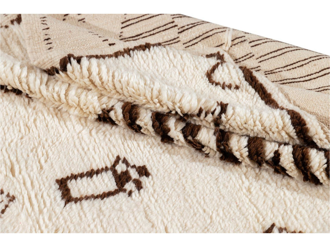 Vintage Moroccan-Style Wool Rug 4 X 8