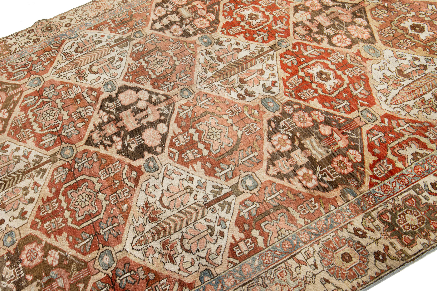 Antique Bakhtiari Wool Rug 6 X 10