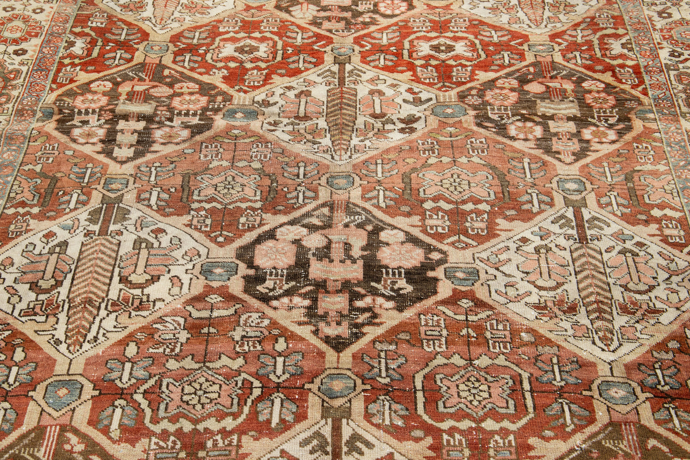 Antique Bakhtiari Wool Rug 6 X 10