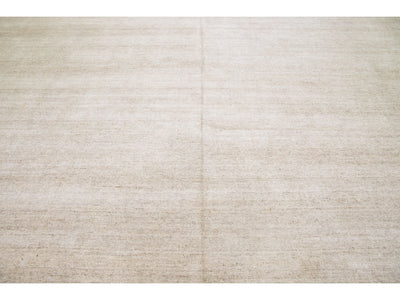 Modern Groove Collection Rug 15 x 15