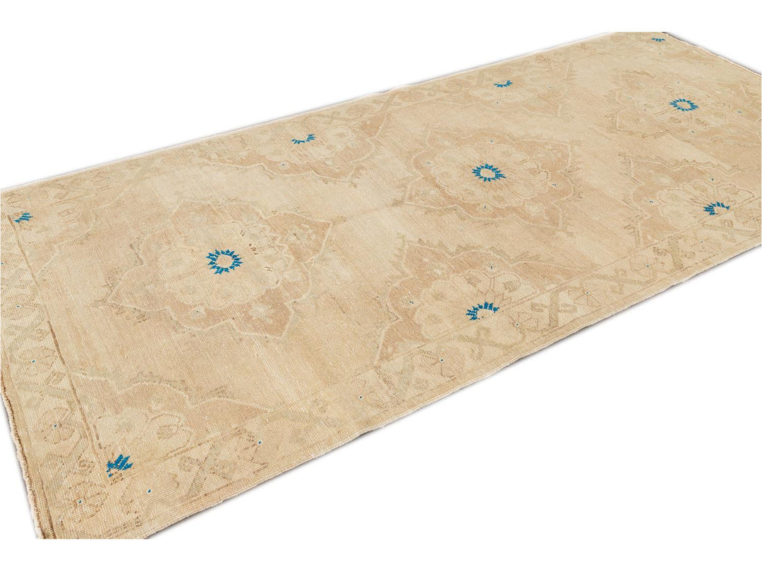 Mid-20th Century Beautiful Turkish Runner Rug, 5 X 10