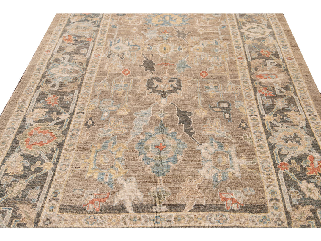 Modern Sultanabad Beige and Gray Handmade Floral Wool Rug