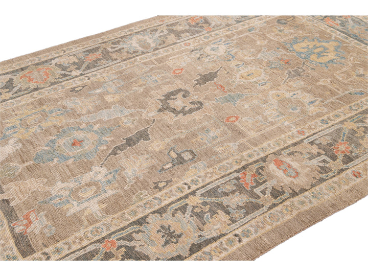 Modern Sultanabad Beige and Gray Handmade Floral Wool Rug