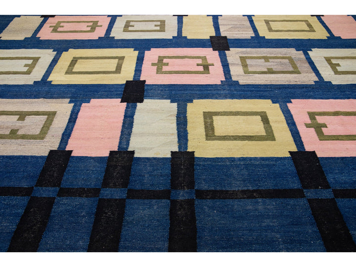 Modern Flat-Weave Wool Rug 15 X 19