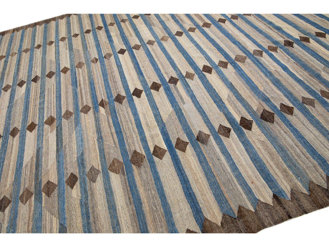 Modern Flat-Weave Wool Rug 11 X 14