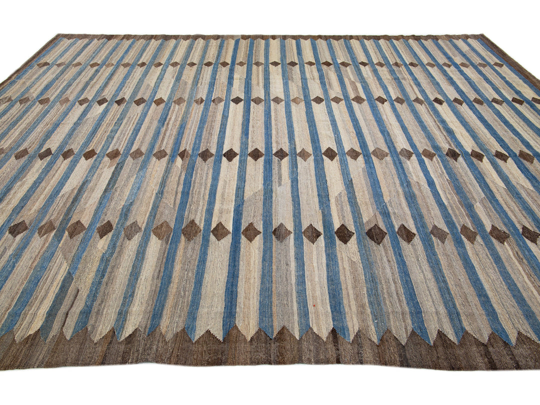 Modern Flat-Weave Wool Rug 11 X 14