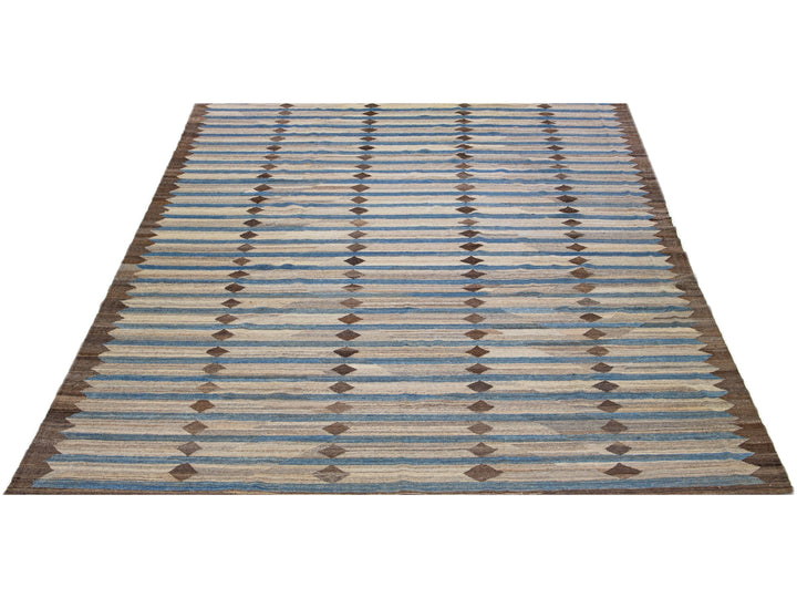 Modern Flat-Weave Wool Rug 11 X 14
