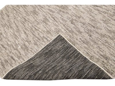 Modern Delino Handloom Gray Solid Wool Rug