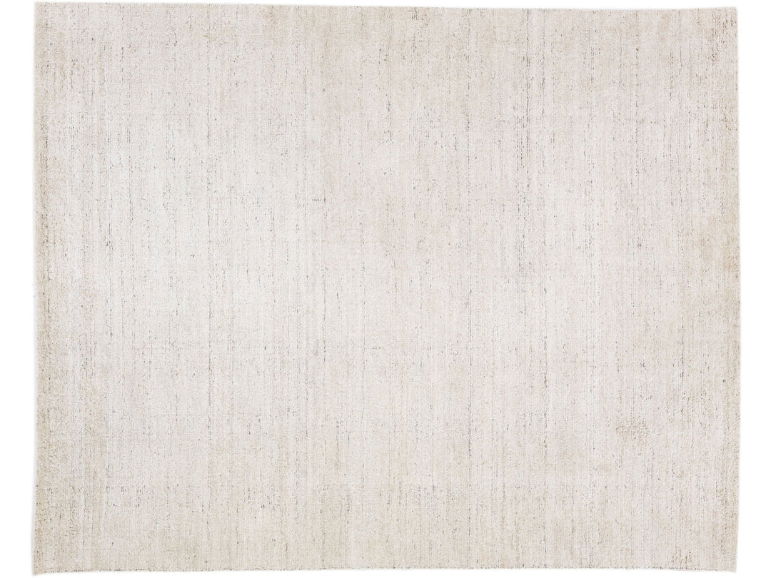 Modern Apadana's Groove Handmade Beige Bamboo/Silk Rug with Solid Motif