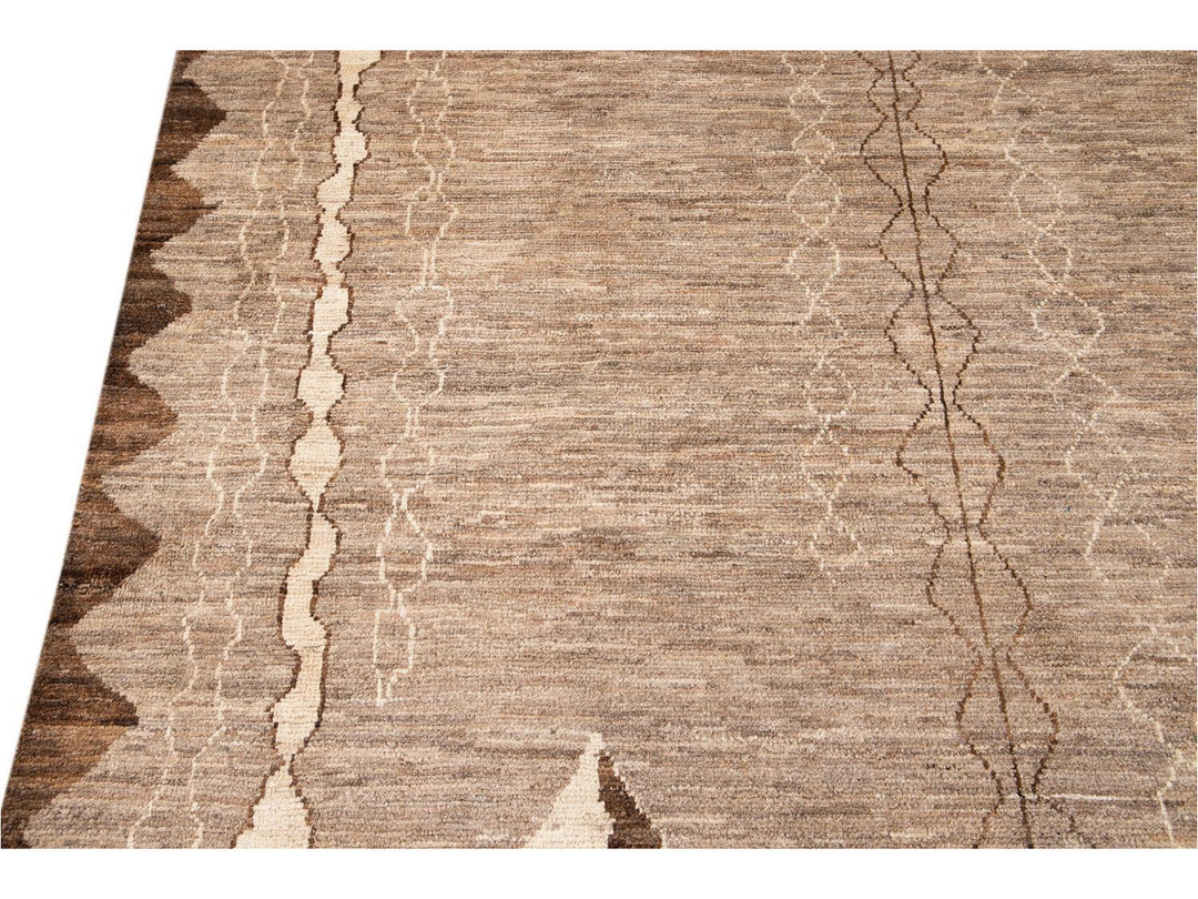 Modern Moroccan-Style Tribal Wool Rug 12 X 18