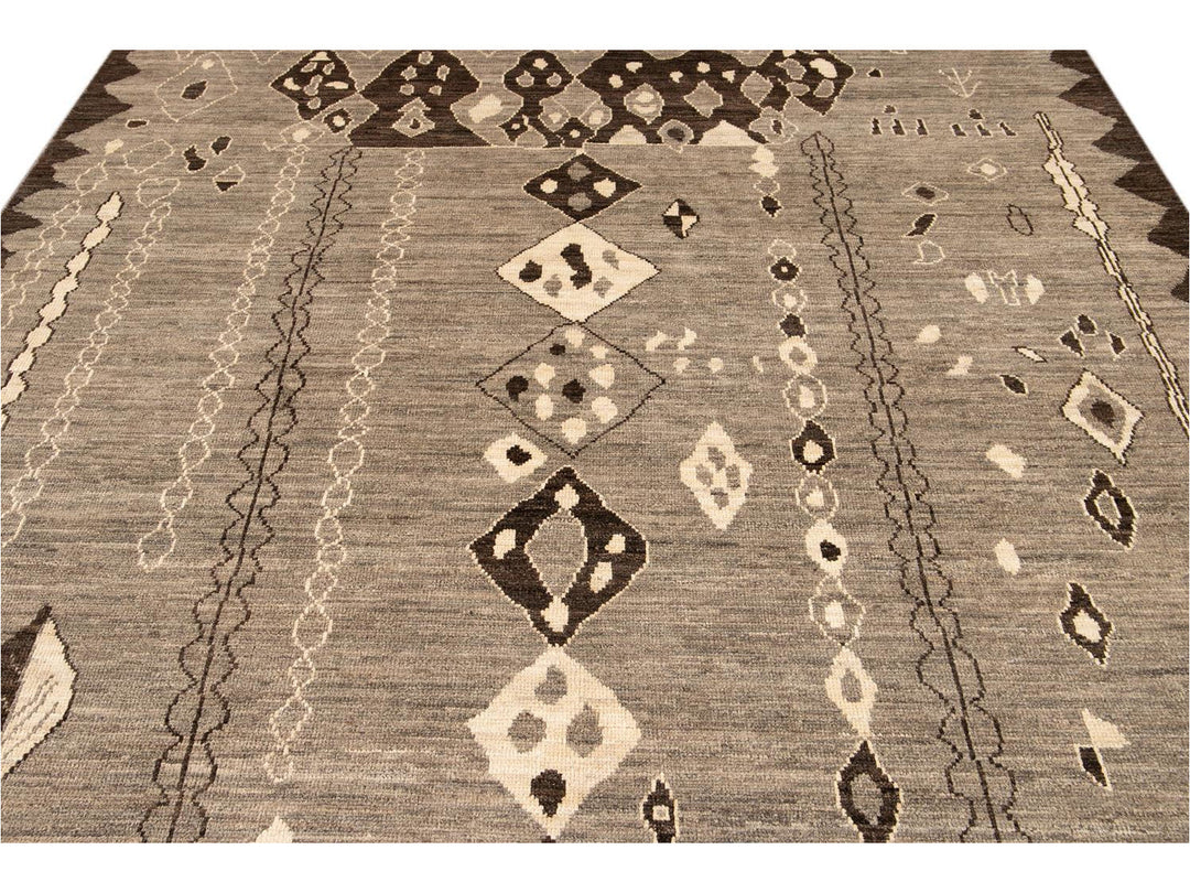 Modern Moroccan-Style Tribal Room size Wool Rug 8 X 10