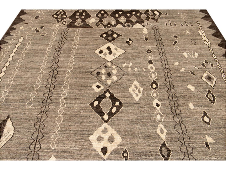 Modern Moroccan-Style Tribal Room size Wool Rug 8 X 10