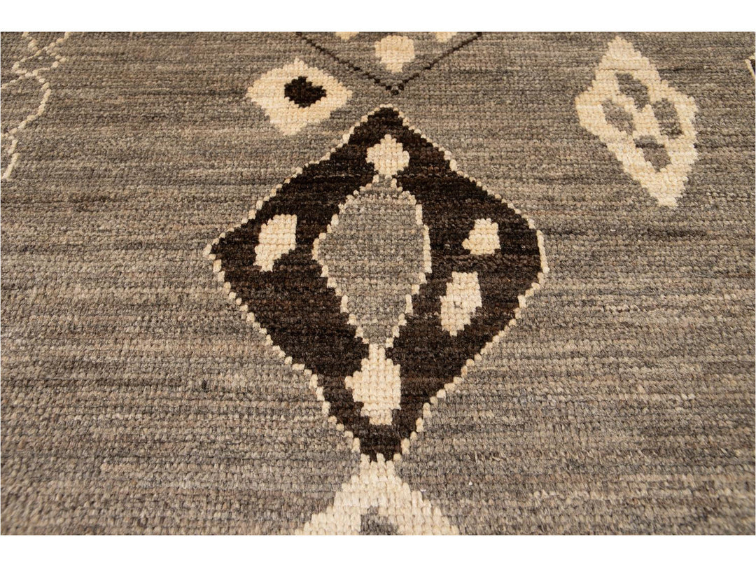 Modern Moroccan-Style Tribal Room size Wool Rug 8 X 10