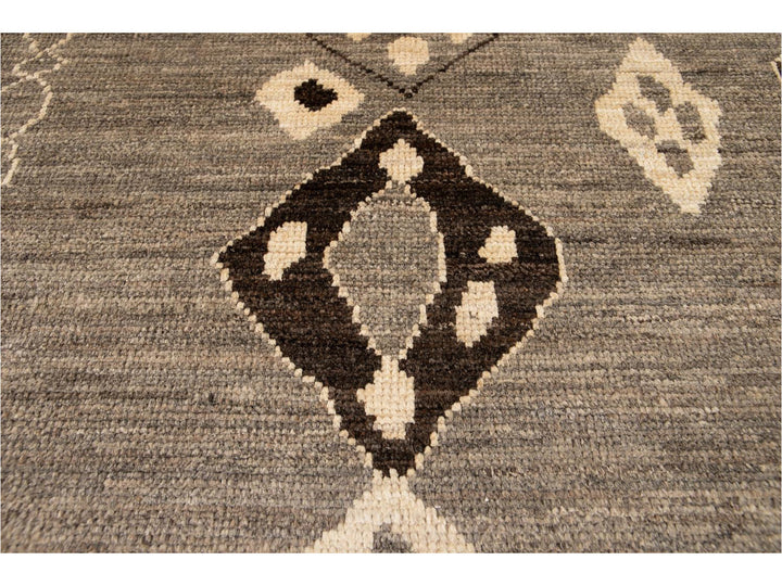 Modern Moroccan-Style Tribal Room size Wool Rug 8 X 10