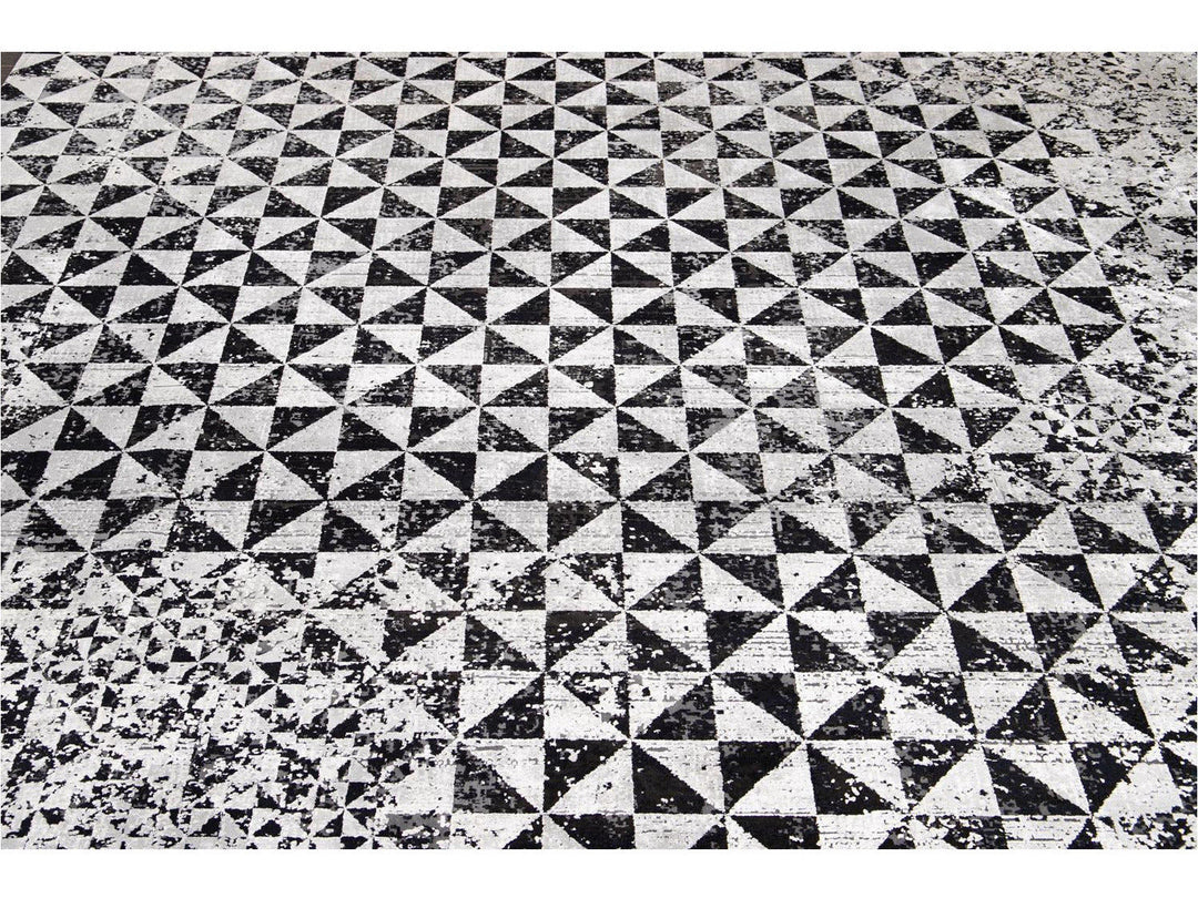 Contemporary Wool and Silk Rug 8 X 11