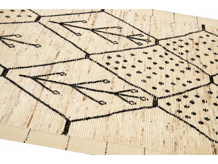Modern Moroccan Style Handmade Geometric Pattern Beige Boho Wool Rug