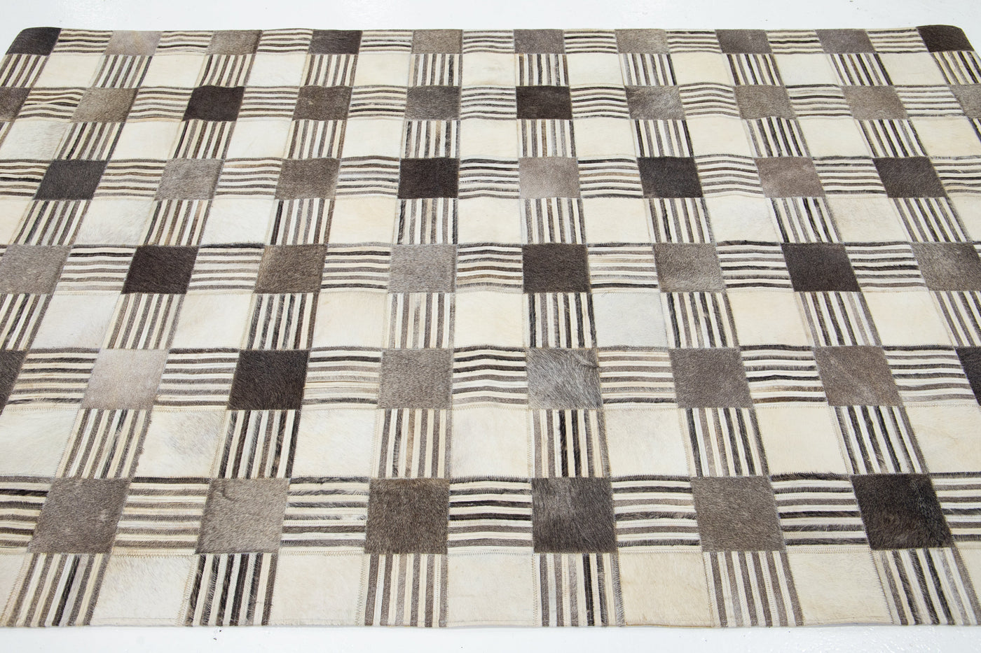 Contemporary Leather/Wool Patch Rug 5 X 8