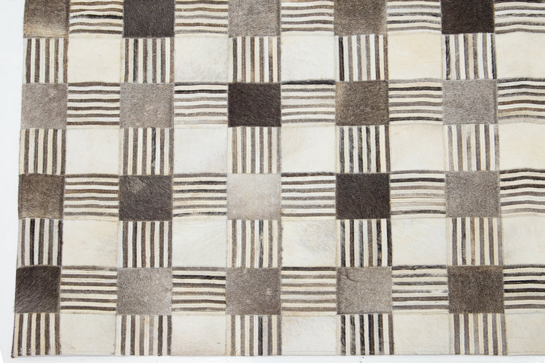 Contemporary Leather/Wool Patch Rug 5 X 8