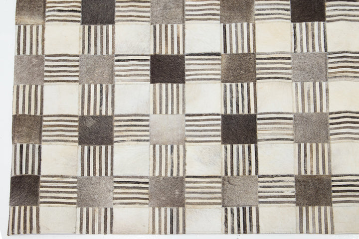 Contemporary Leather/Wool Patch Rug 5 X 8