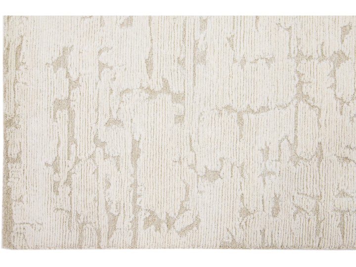 Modern Tufted Moroccan Wool Rug 5 X 7