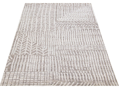 Modern Moroccan Wool Rug 5 X 8